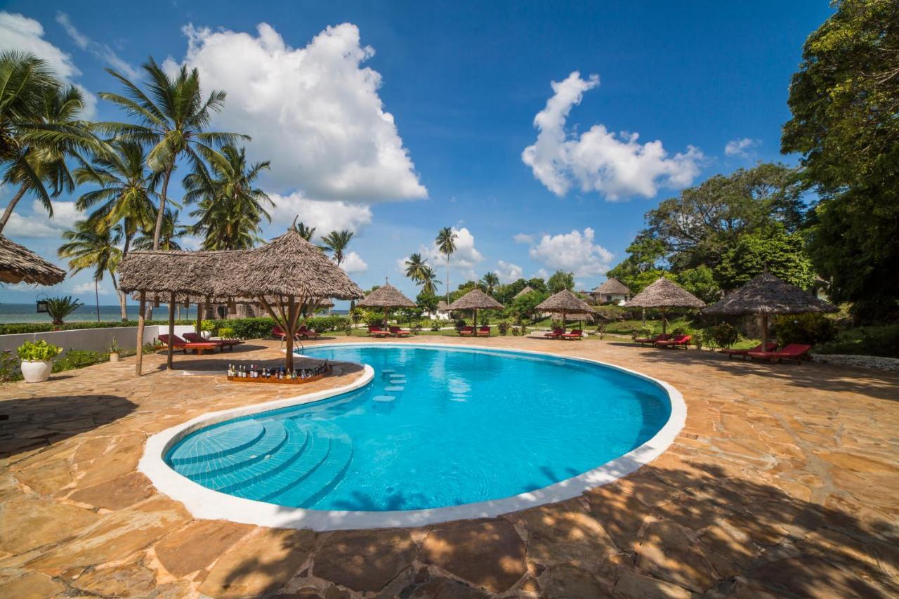 Antonio Beach Tree House Hotel & Spa Uroa Esterno foto